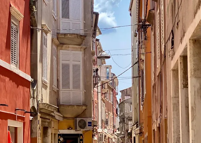 Poluotok 1 Апартаменты *