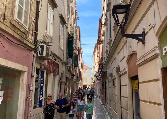 Poluotok 1 Апартаменты Задар