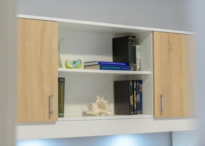 Poluotok 1 * Задар