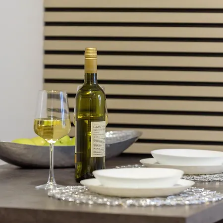 Apartament Poluotok 1