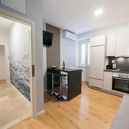 Poluotok 1 Apartament Zadar