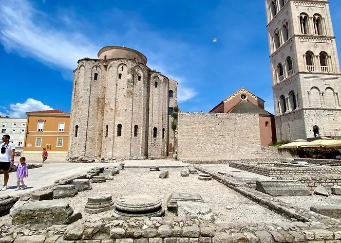 Poluotok 1